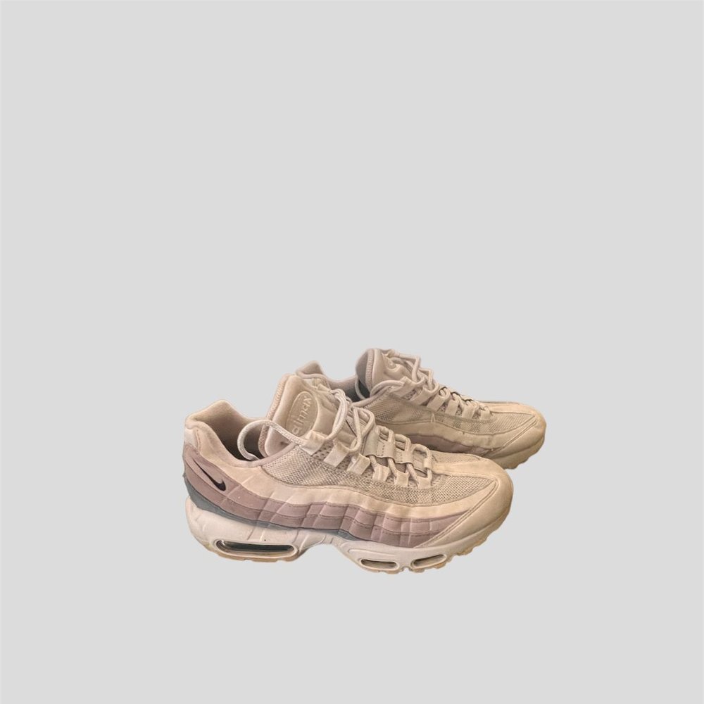 Nike Air Max 95 Women's Running Shoes Size 8.5 Plum Chalk White Purple